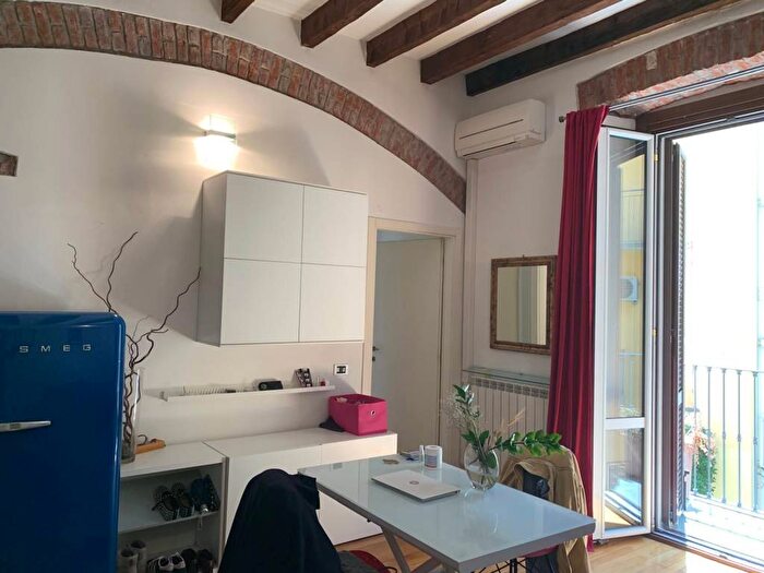 Appartamento bilocale in affitto in Strada della Carità, Porta Romana Medaglie dOro, Milano