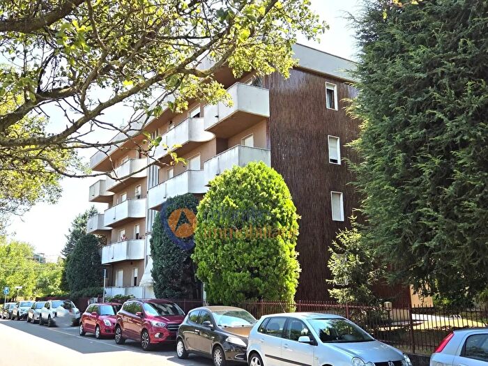 Appartamento quadrilocale in vendita in Via Formazza, Busto Arsizio