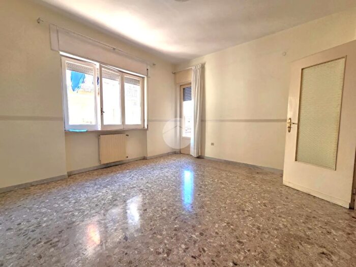 Appartamento trilocale in vendita in Via Rocco Giuseppe, Casoria