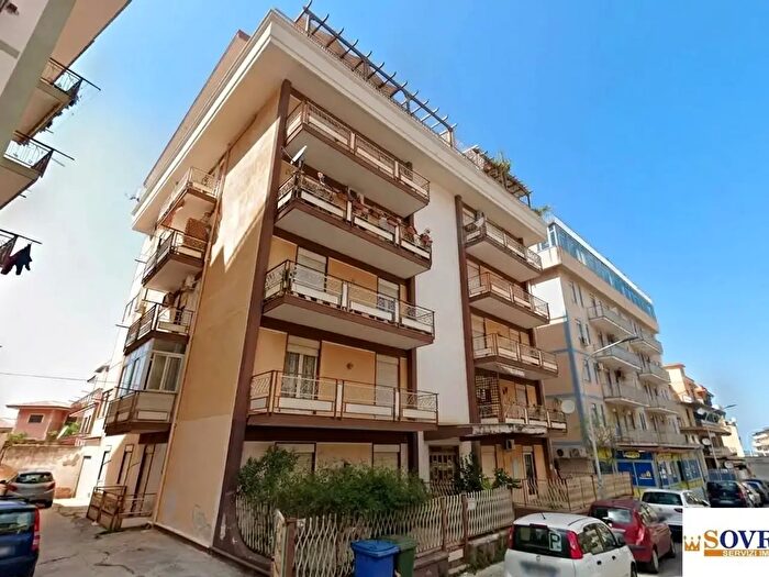 Appartamento con 5 locali in vendita in Capaci