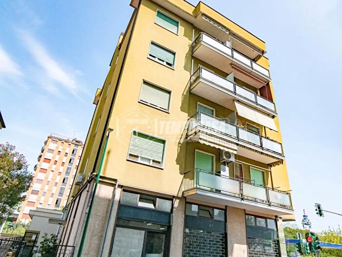 Appartamento trilocale in vendita in Sesto San Giovanni