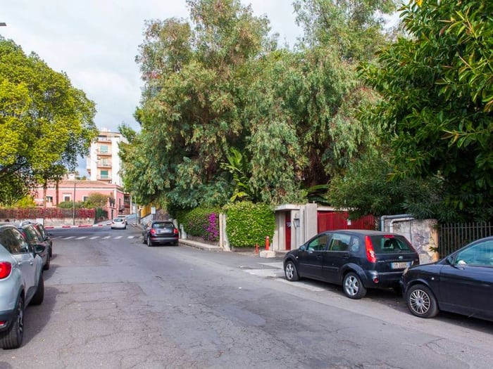 Appartamento bilocale in affitto in Via Santa Sofia, Cibali, Catania