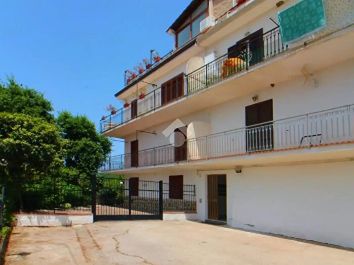 Appartamento con 5 locali in vendita in Località Vallena, Centola