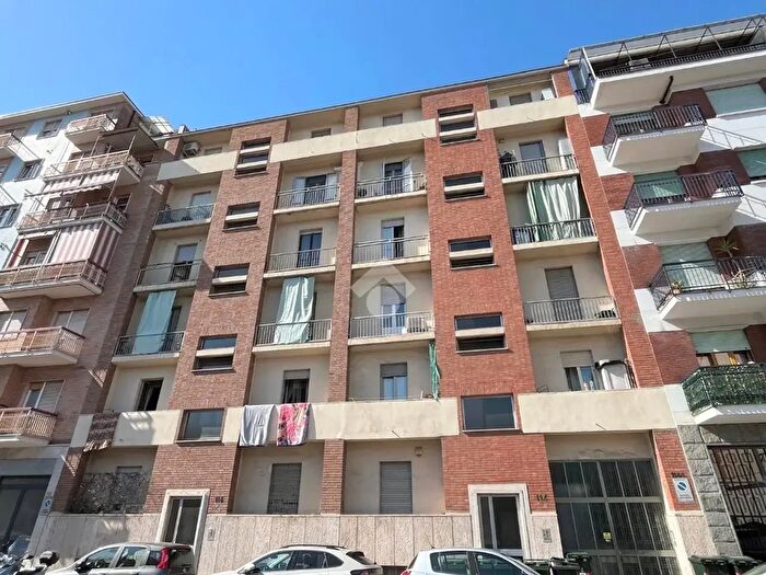 Appartamento quadrilocale in vendita in Via Nicomede Bianchi, Torino