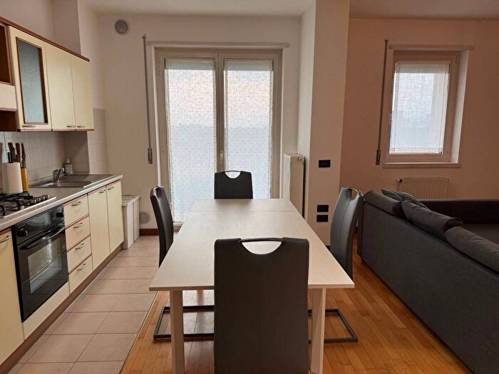 Appartamento trilocale in affitto in Santa Bertilla Mercato Nuovo, Vicenza