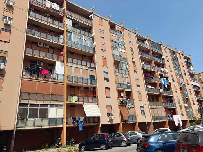 Appartamento quadrilocale in vendita in Via Nicola Sacco E Bartolomeo Vanzetti, Palermo