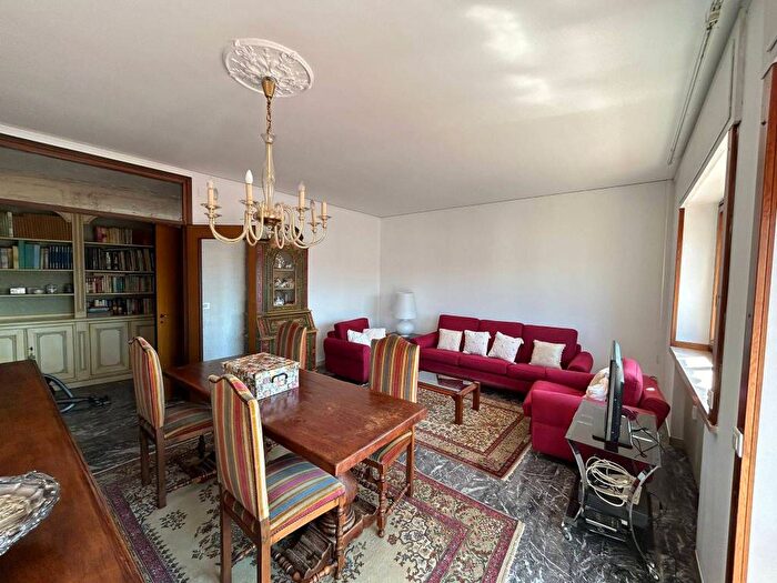 Appartamento con 5 locali in affitto in Mestre, Venezia
