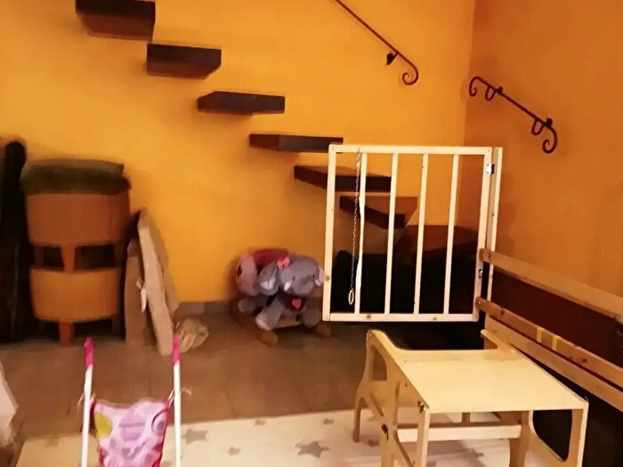 Appartamento quadrilocale in vendita in Via Sottoportici, Castelnuovo Magra