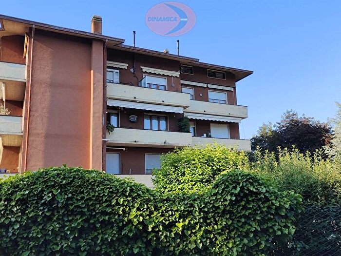 Appartamento monolocale in affitto in Via Leone XIII, Centro, Casatenovo