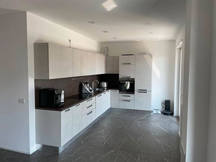 Appartamento trilocale in affitto in Via San Gerardo, Centro, Olgiate Comasco