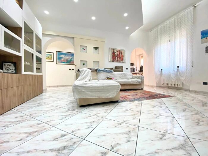 Appartamento trilocale in vendita in Indirizzo Via Ascoli Piceno, Ancona