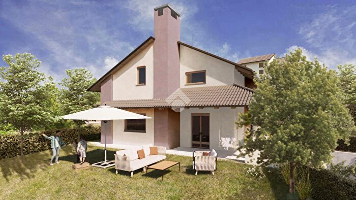 Casa con 7 locali in vendita in Str del Mondino, Castiglione Torinese