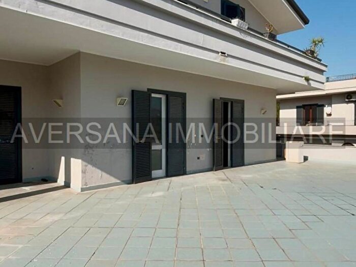 Appartamento con 6 locali in affitto in Piazza del Popolo, Parete