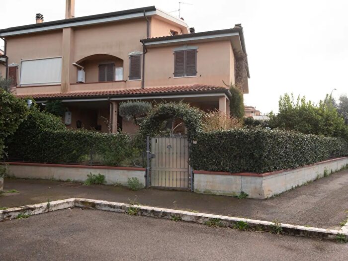 Appartamento quadrilocale in vendita in Via Mario Marchetti, Grosseto