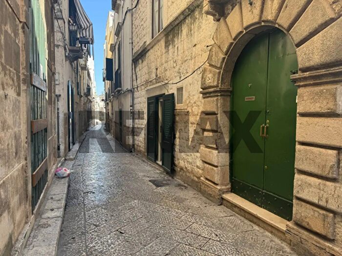 Appartamento bilocale in vendita in Via Porta Robustina, Bitonto