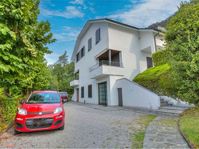 Appartamento quadrilocale in affitto in Maslianico