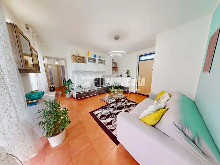 Appartamento trilocale in vendita in Via Dante Alighieri d, Rovellasca