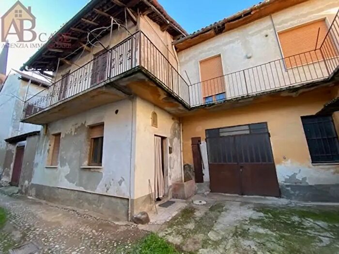 Casa con 5 locali in vendita in Via Mazzini, Gambolo