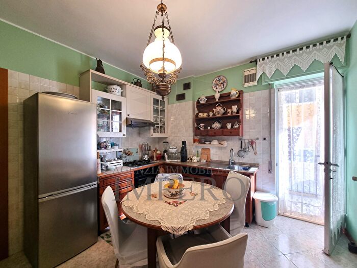 Appartamento trilocale in vendita in Passeggiata Cavallotti, Ventimiglia