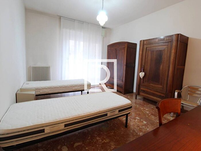 Appartamento con 5 locali in affitto in Via Arcangelo Corelli, Spazzoli Medaglie DOro, Forlì