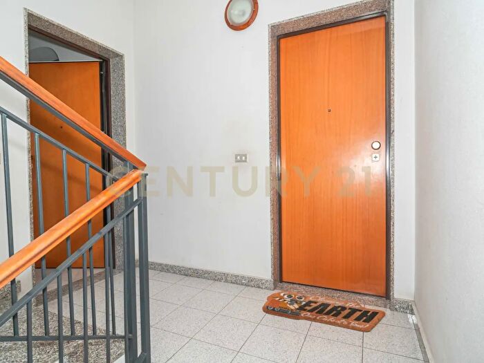 Appartamento quadrilocale in vendita in Via Salvo dAcquisto, Aci Catena