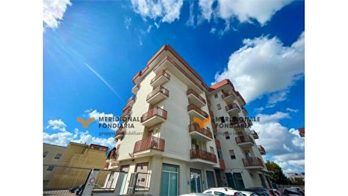 Appartamento con 6 locali in vendita in Via E a Mario a, Lecce