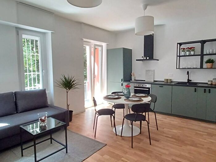 Appartamento bilocale in affitto in Via Guglielmo Corrado Röntgen, Bocconi, Milano
