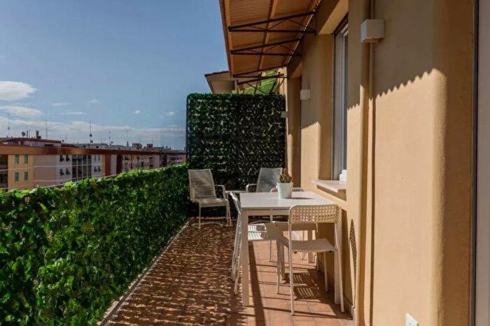 Appartamento trilocale in affitto in Viale Guglielmo Marconi, Roma