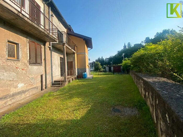 Appartamento bilocale in vendita in Via XXIV Maggio, Castiglione Olona