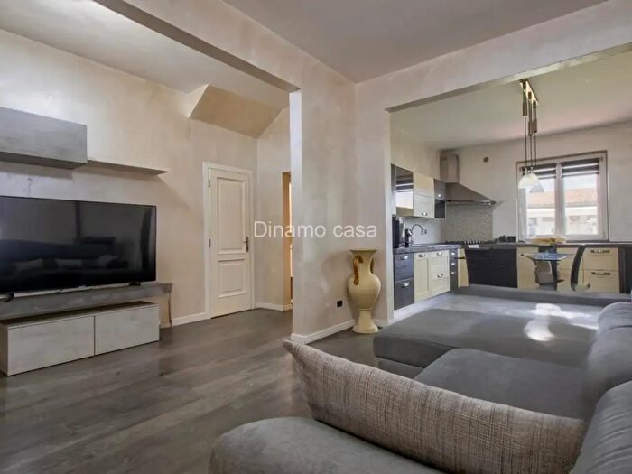 Appartamento trilocale in vendita in Via SantAnna di Stazzema, Prato