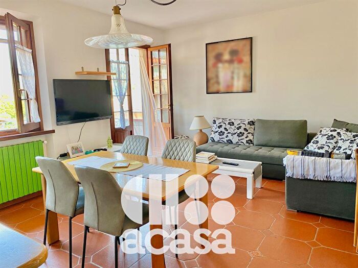 Appartamento con 5 locali in vendita in Mercato Saraceno