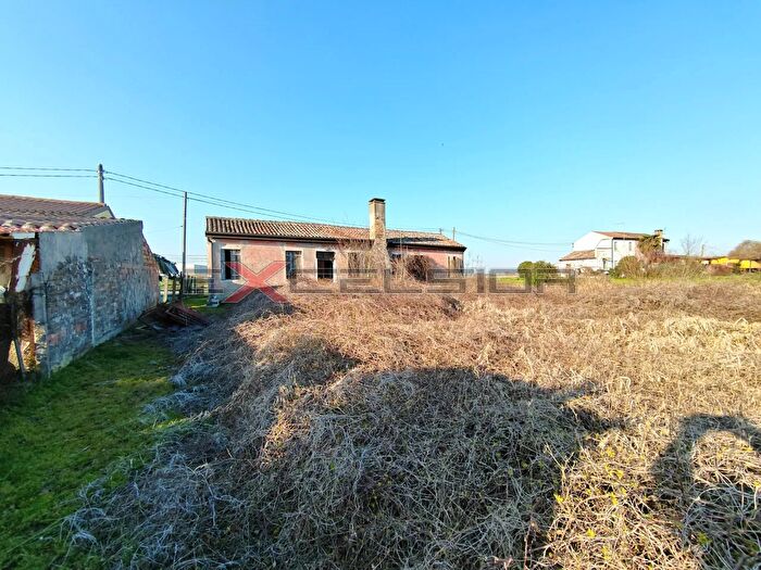 Casa in vendita in Via G Matteotti N Bis Cavarzere Ve, Cavarzere