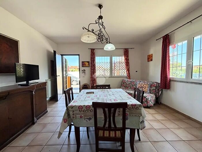 Appartamento trilocale in vendita in Via Agrigento, Ardea