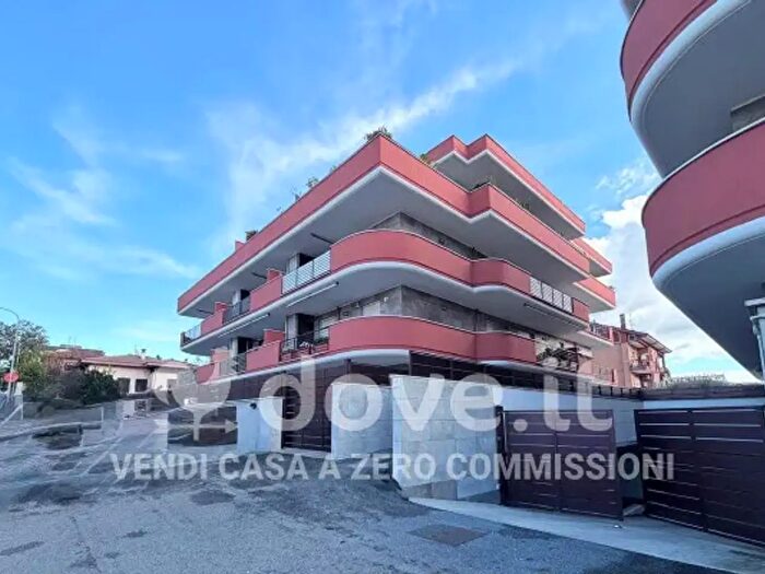 Appartamento bilocale in vendita in Via Palaverta, Marino