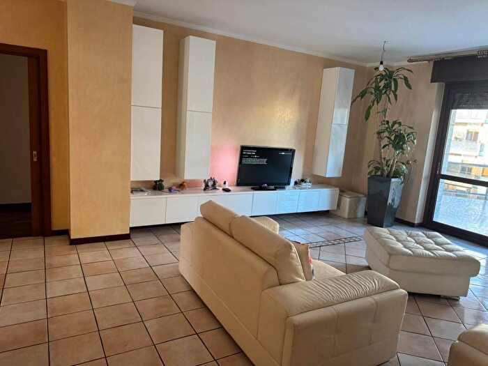 Appartamento quadrilocale in affitto in Via Giuseppe Verdi, Quattromiglia, Rende