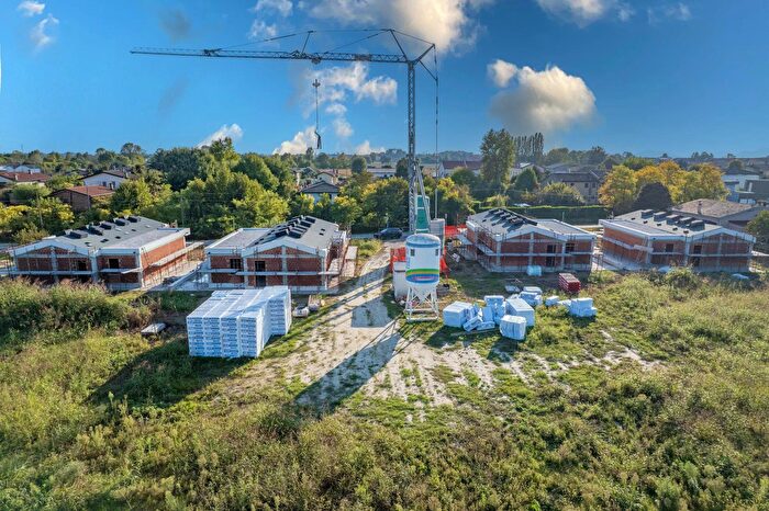 Case in Vendita e in Affitto - 3