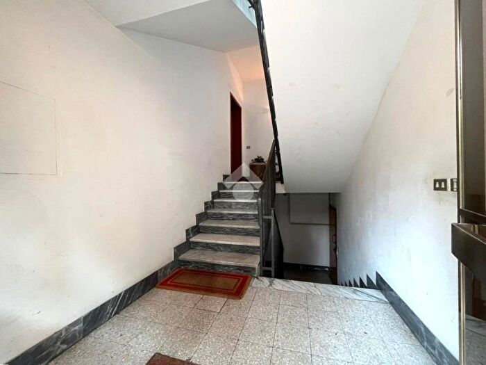 Appartamento trilocale in affitto in Via Piero Jahier, Le Cure, Firenze