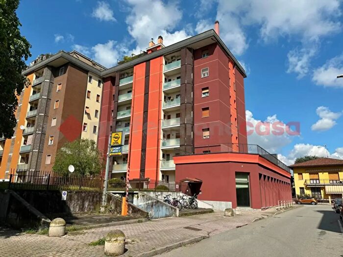 Appartamento bilocale in vendita in Via Giuseppe Mazzini, Opera