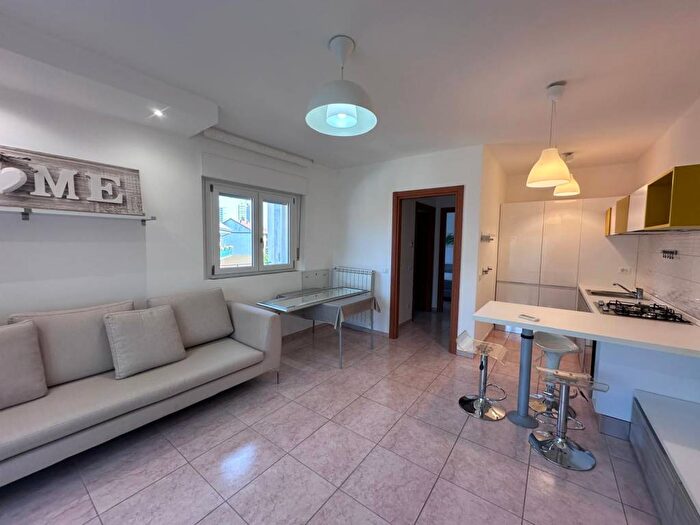 Appartamento bilocale in affitto in Via Monegherio, Centro, Cesano Boscone