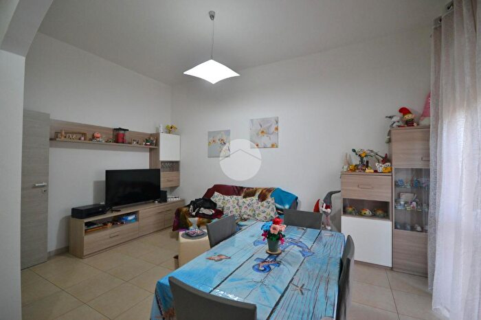 Appartamento bilocale in vendita in Via Trieste, Vittuone