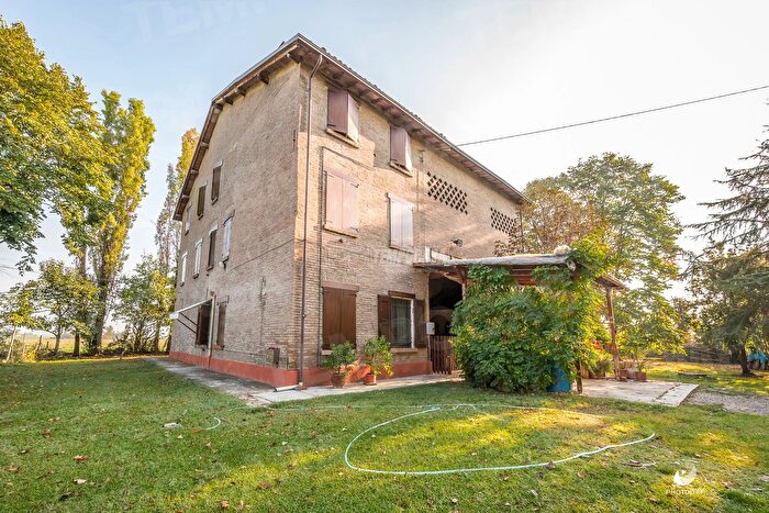 Casa con 5 locali in vendita in Via San Gaetano, San Cesario Sul Panaro