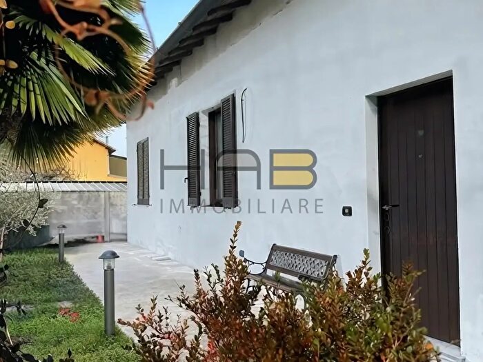 Casa trilocale in vendita in Via Ferno, Busto Arsizio
