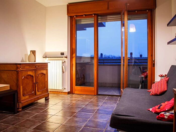 Appartamento monolocale in affitto in via Anna Frank, Pregnana Milanese