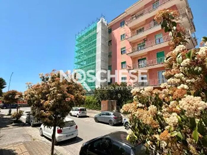 Appartamento con 5 locali in vendita in Via Lazio, Pontecagnano Faiano