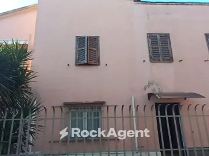 Appartamento con 5 locali in vendita in Via Raffaello Sanzio, Senigallia