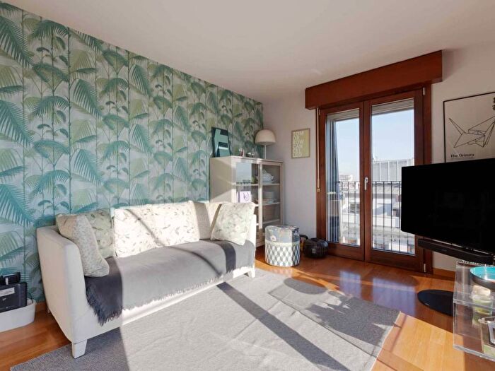 Appartamento bilocale in affitto in Piazza Giuseppe Grandi, Porta Vittoria, Milano