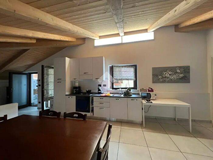 Appartamento bilocale in affitto in Viale Umberto I, Revello