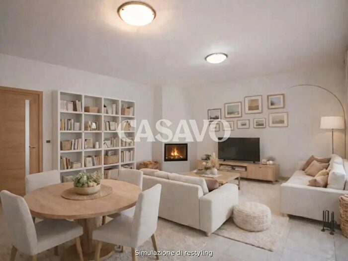 Appartamento con 5 locali in vendita in Via Toscana, Nuoro