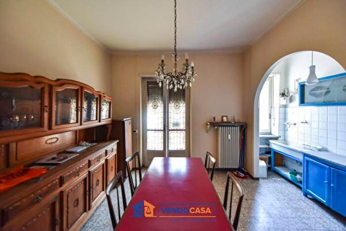 Case in Vendita e in Affitto - 2