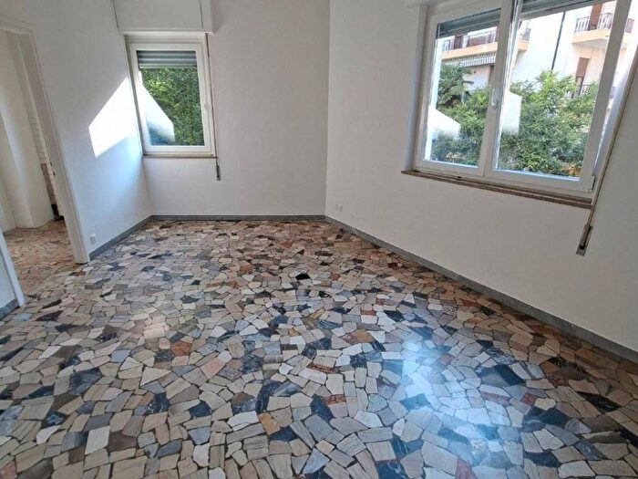 Appartamento quadrilocale in affitto in Via Benedetto Galizzi, San Francesco, Vicenza